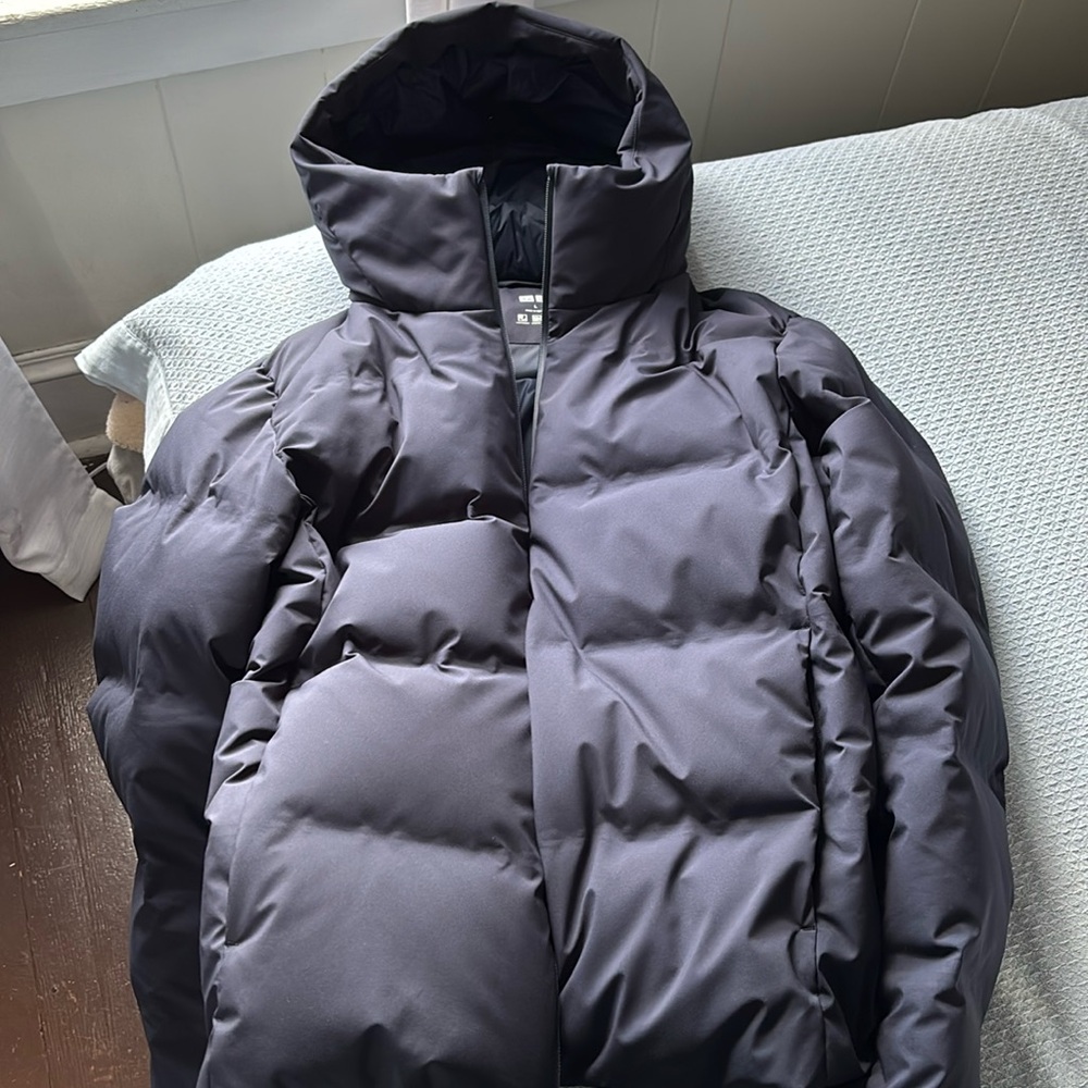 Navy Uniqlo Seamless Down Parka - Large NWOT